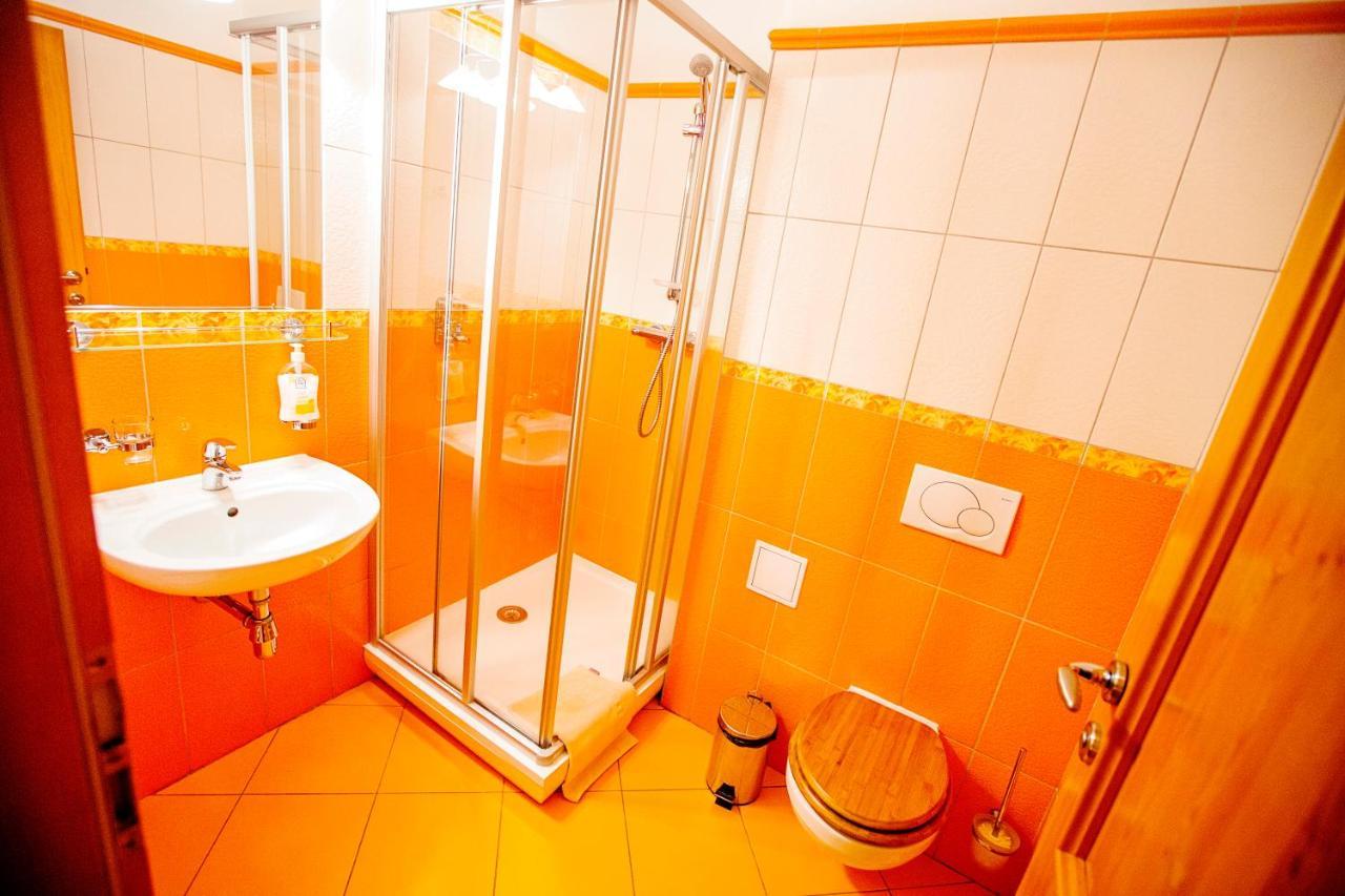 Penzion Adelka Janske Lazne Ngoại thất bức ảnh